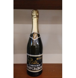 Vino espumoso "Soviético", blanco, semidulce,...